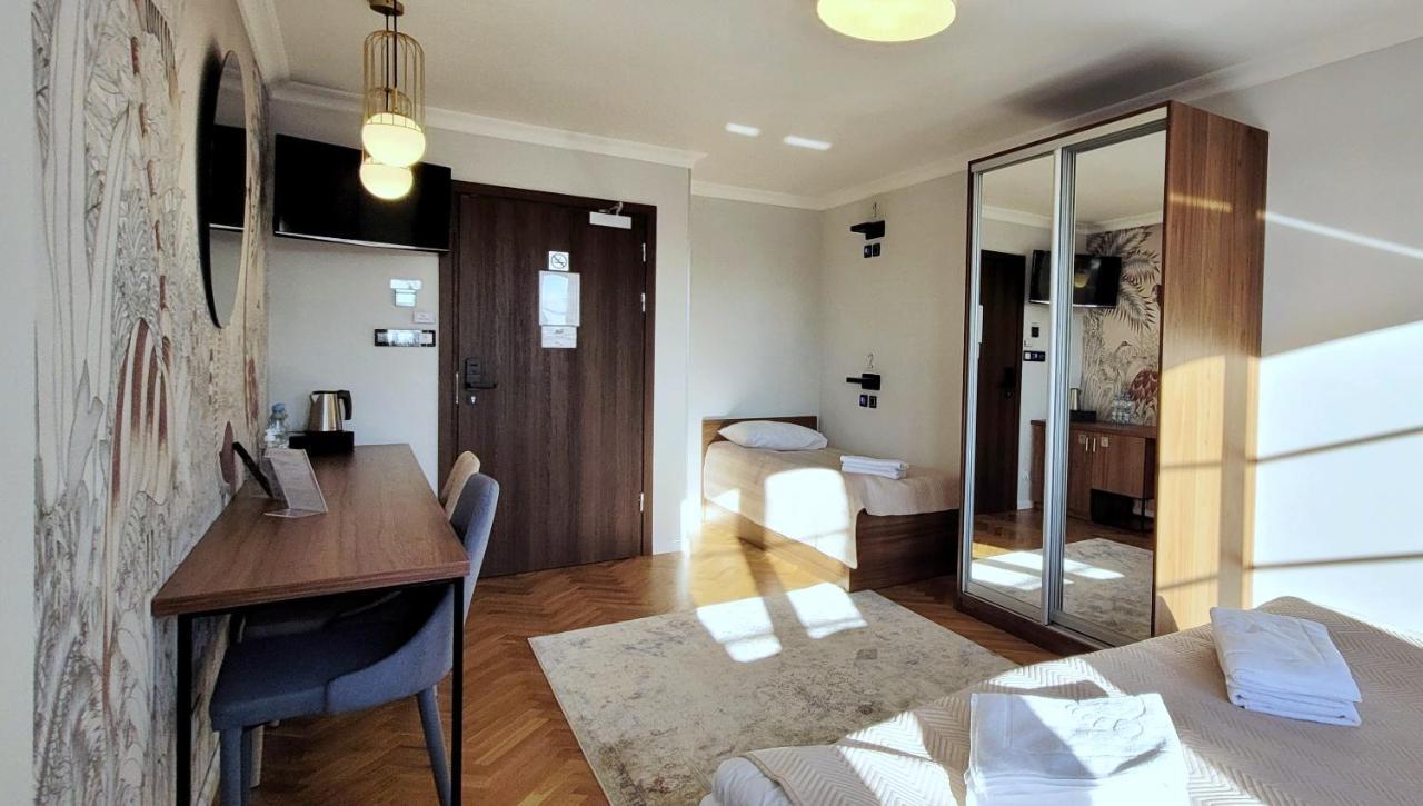 Forrest Apartments & Hostel Gdańsk Kültér fotó