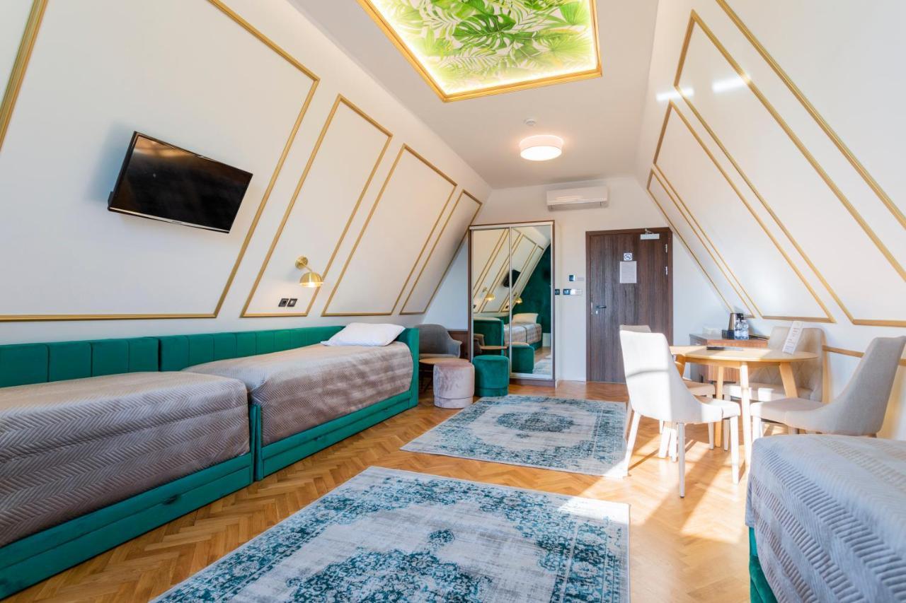 Forrest Apartments & Hostel Gdańsk Kültér fotó